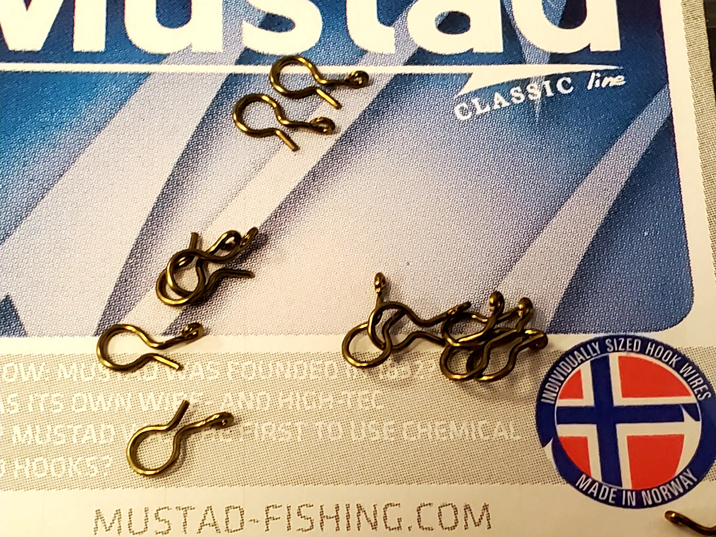 Mustad Snap Hooks - 77145-BR - 2 sizes