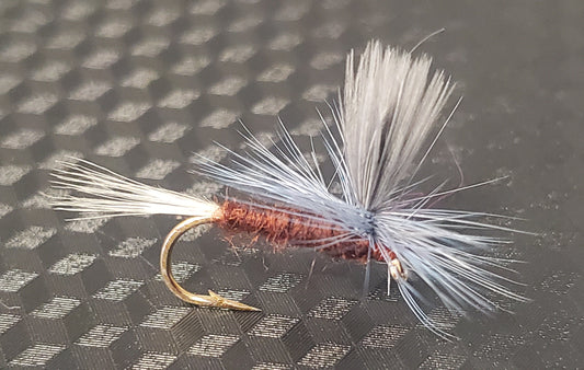 Isonychia Parachute Dry Fly, Slate Drake Parachute Dry Fly