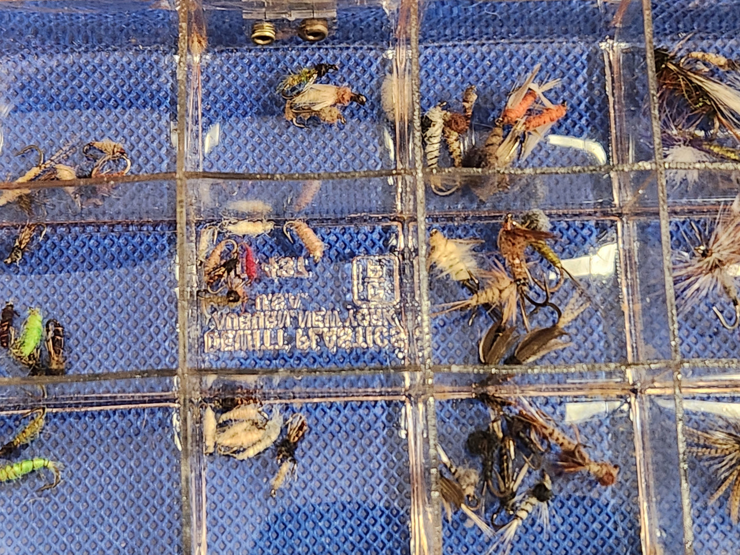 Dewitt Unbrekable Fly Box with Flies 63 flies